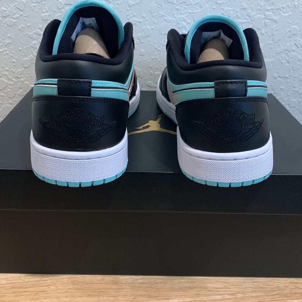 NIKE AIR JORDAN 1 LOW SE SNEAKERS - Picture 10 of 12
